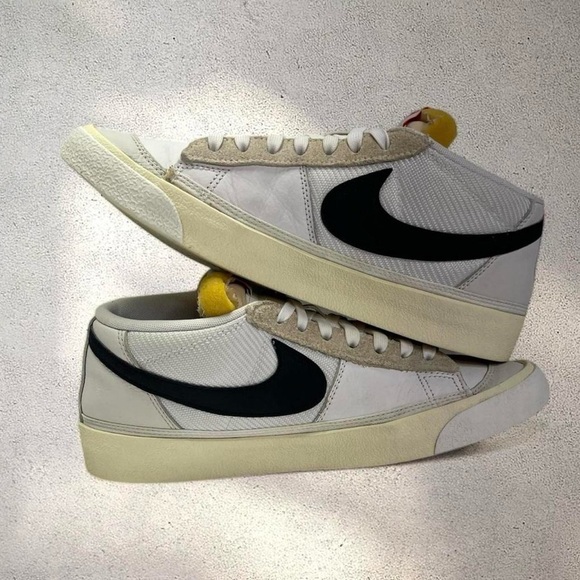 Nike Blazer Low Pro Club FJ3694-100 White Black Men’s Size 8 Sneakers - Picture 3 of 8